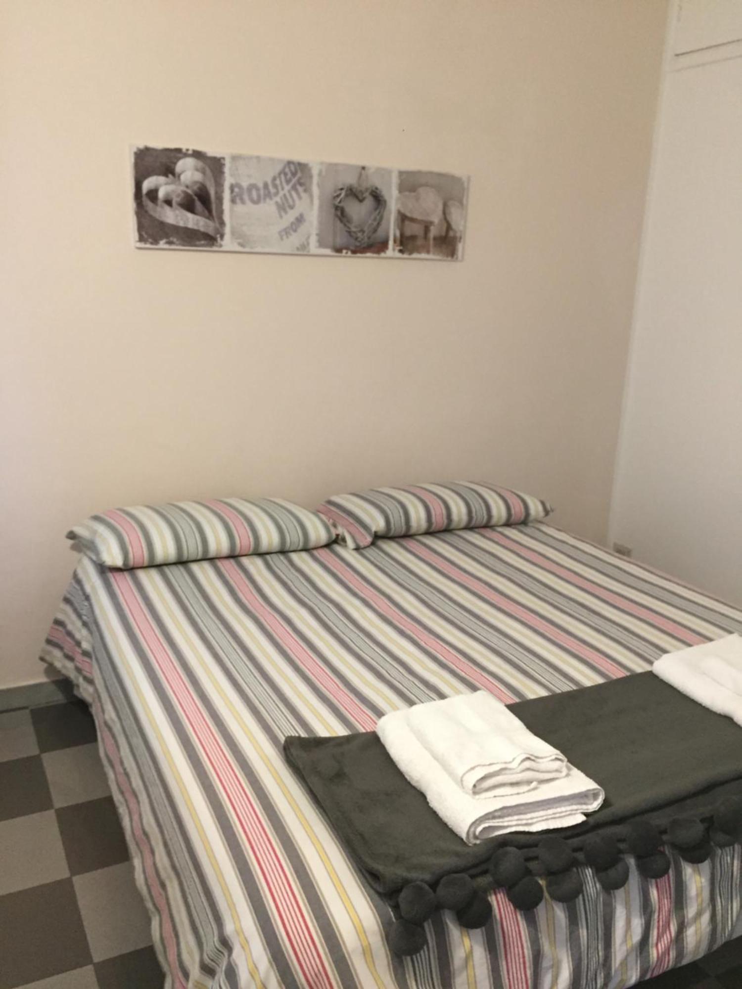 Bed and Breakfast Bed2Go Turín Pokoj fotografie